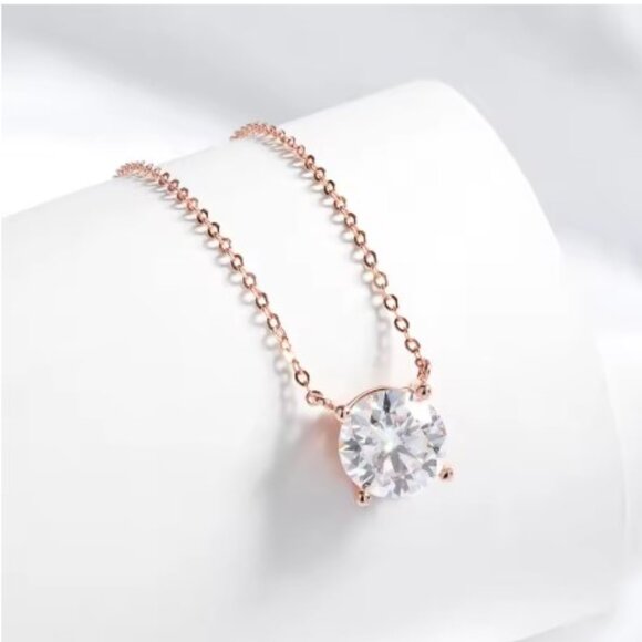 18K‎ Rose Gold Solitaire 1 Carat Necklace - Picture 1 of 3